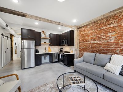 117 E 7th St #506-F