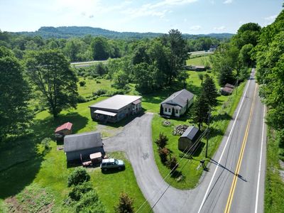 402 Glen Oaks Rd