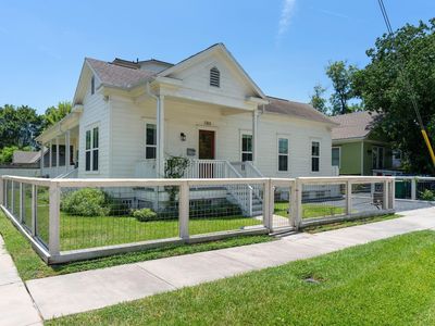 1303 Summer St