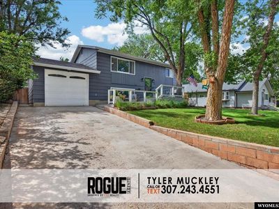 Property at 609 S 4th St, Glenrock, WY
