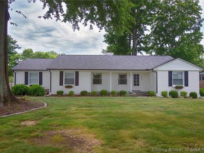 1705 Crestview Drive