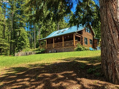 440 Forest Dr