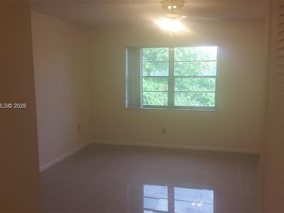 4384 NW 9th Ave APT 18-3B