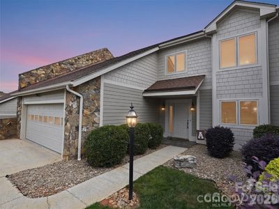 3675 Rock Bridge Dr NE