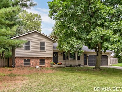 4143 Dennis Ct