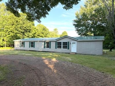 N7096 Grundy Rd