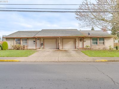 1830/1840 NE McDonald Ln