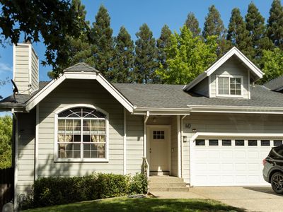 Property at 40 American River Canyon Dr, Folsom, CA
