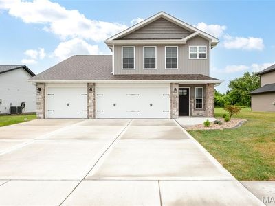 3605 Justine Dr