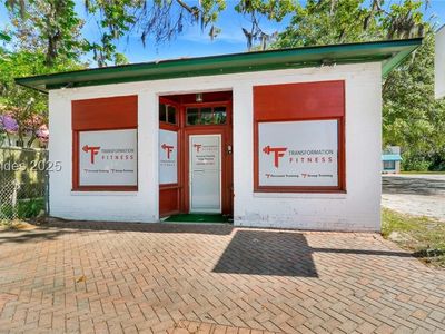 307 W Main St