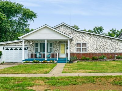 4534 Magazine Ave