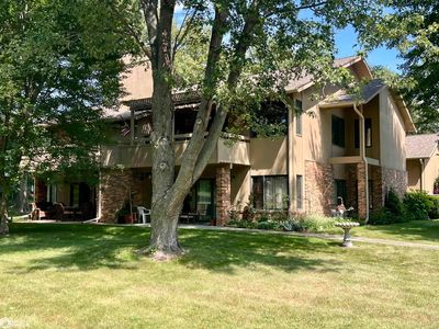 220 S Cardinal Dr APT 3