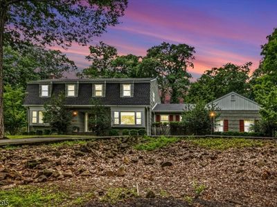 891 Sherwood Rd