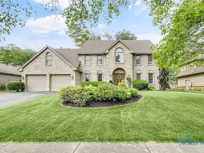 8832 Orchard Lake Rd