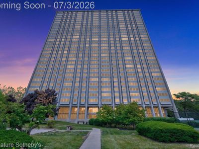 1300 E Lafayette St #912