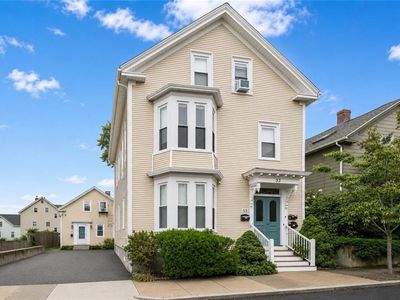 33 Amy St