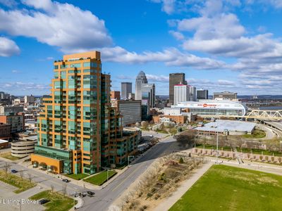 222 Witherspoon St #602