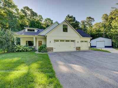 359 W Valley Rd