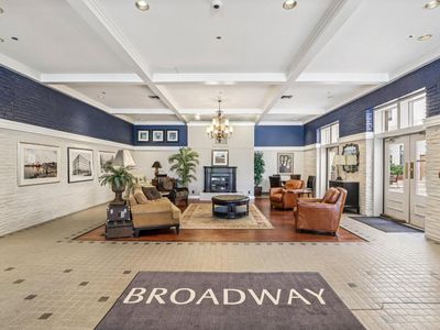 234 North Broadway #513