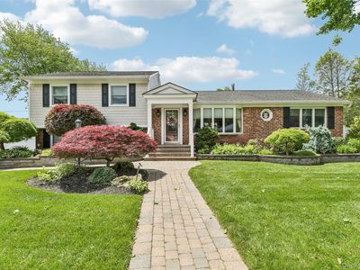23 Middle Drive