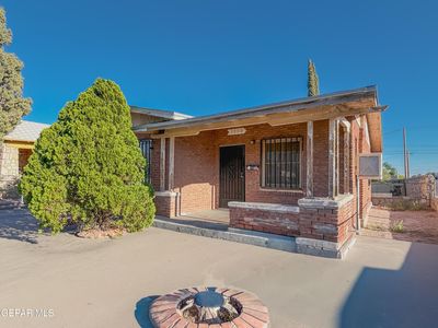3900 Trowbridge Dr