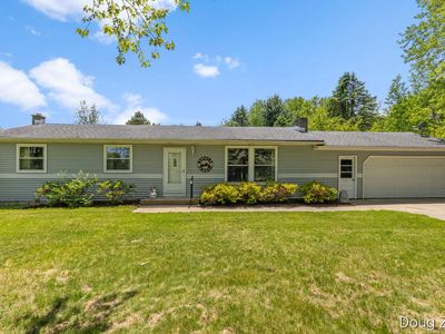 9090 Eleven Mile Rd NE