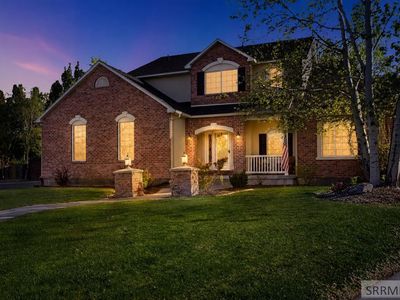 3560 Charleston Cir