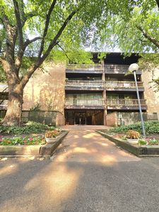 5600 Hillcrest Ln APT 2J