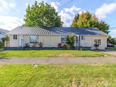 102 & 104 9th Street SW