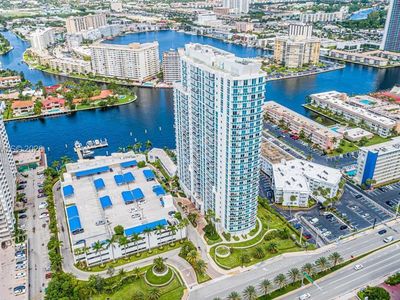 Property at 1945 S Ocean Dr APT 312, Hallandale Beach, FL