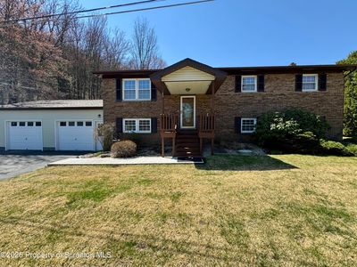 40 Hilltop Dr