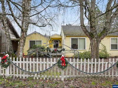 4563 Hazelgreen Rd NE