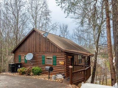 2210 Hawks Point Way