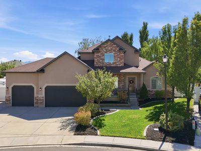 343 S Willow Reed Dr