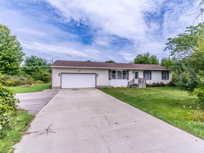 928 E Riley Thompson Rd