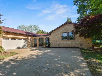 4014 Bonnie Brae Ct