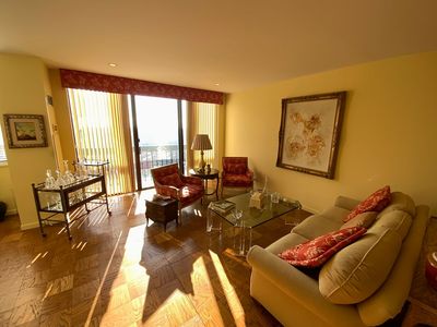 27010 Grand Central Pkwy APT 33S