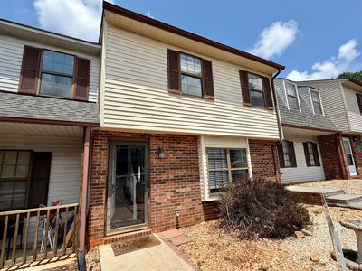 17 Cape Henry Ct