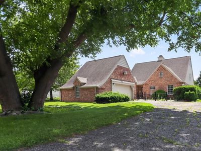 9484 Sheffield Rd