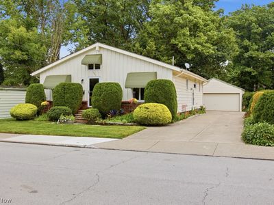 1347 Francis Ct