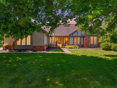 1198 Ridgeview Cir