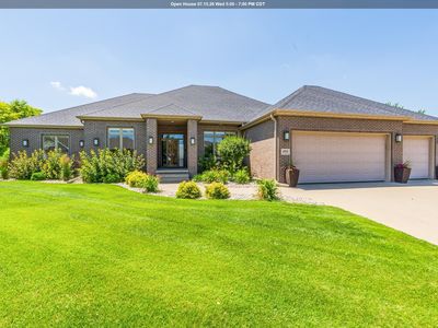 6816 Cypress Point