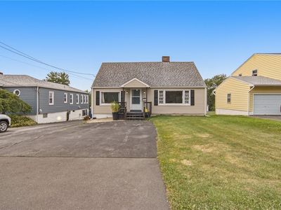 Property at 137 Old Liverpool Rd, Liverpool, NY