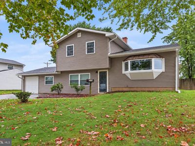 1127 Greentree Rd
