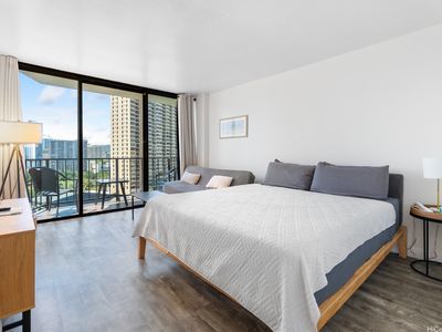 1850 Ala Moana Blvd #911