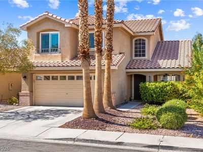 2444 Avenida Flores