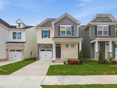 1533 Waltham Ln