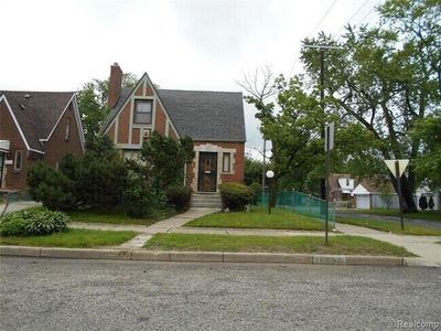 16802 Monte Vista St