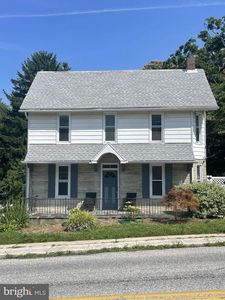Property at 9 W Pennsylvania Ave, Stewartstown, PA