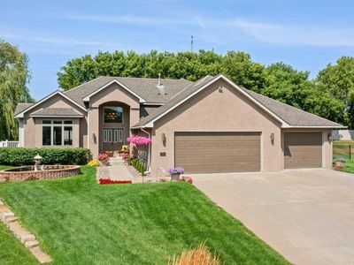 12046 94th Ave N